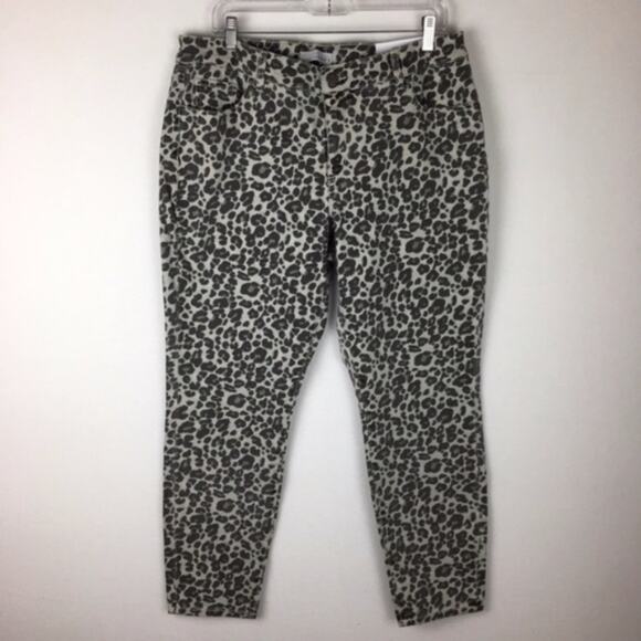 Loft Brown  NWT Leopard Curvy Skinny Jeans size 32 - Picture 1 of 8